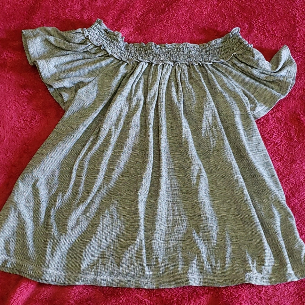 Cold shoulder shirt